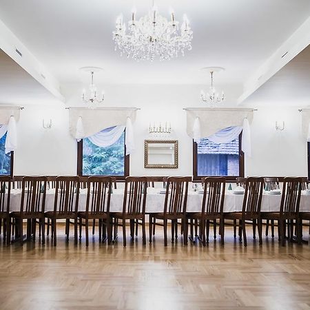 W Starym Mlynie Bed and Breakfast Milicz Buitenkant foto